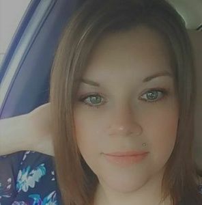 Meet your Posher, Kendra